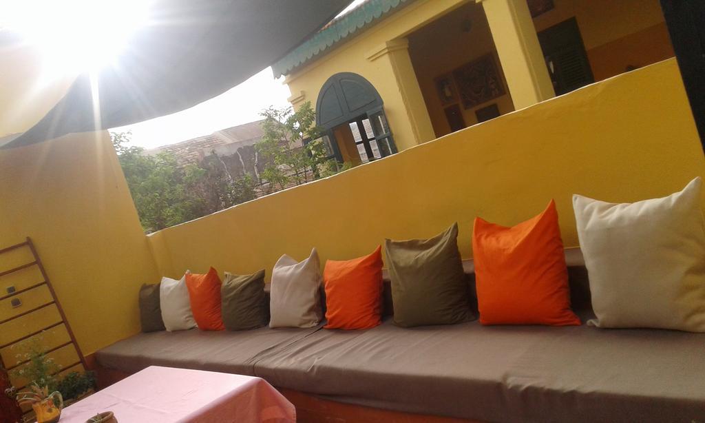 Hotel Chez Eric à Gorée Extérieur photo