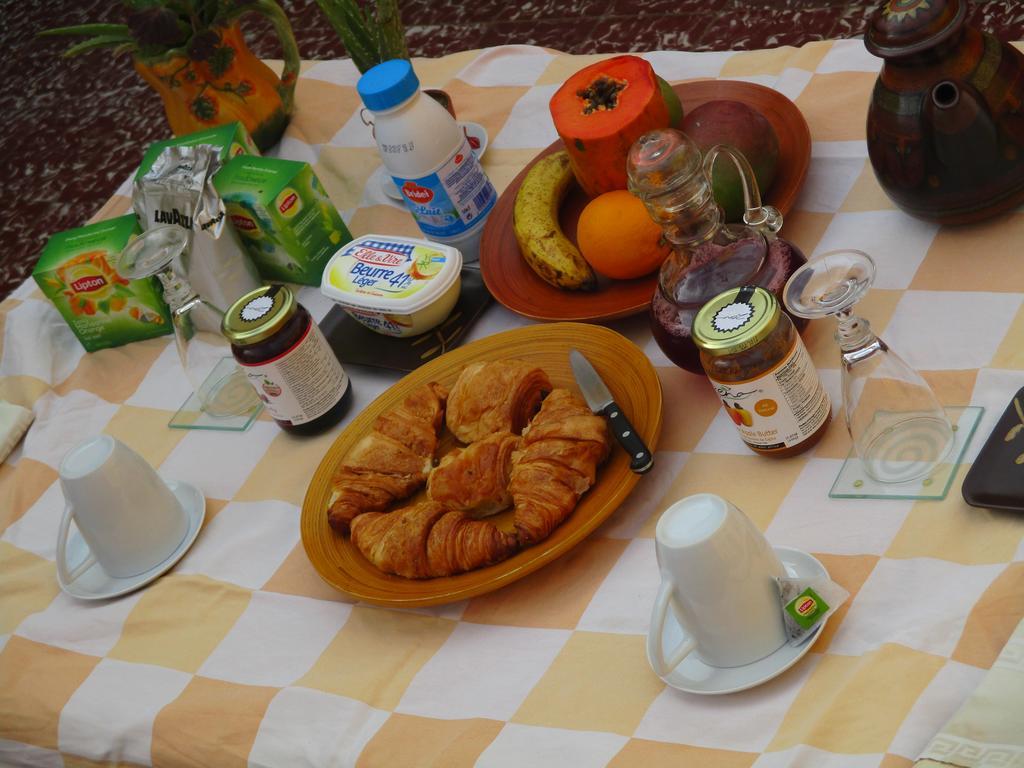 Hotel Chez Eric à Gorée Extérieur photo